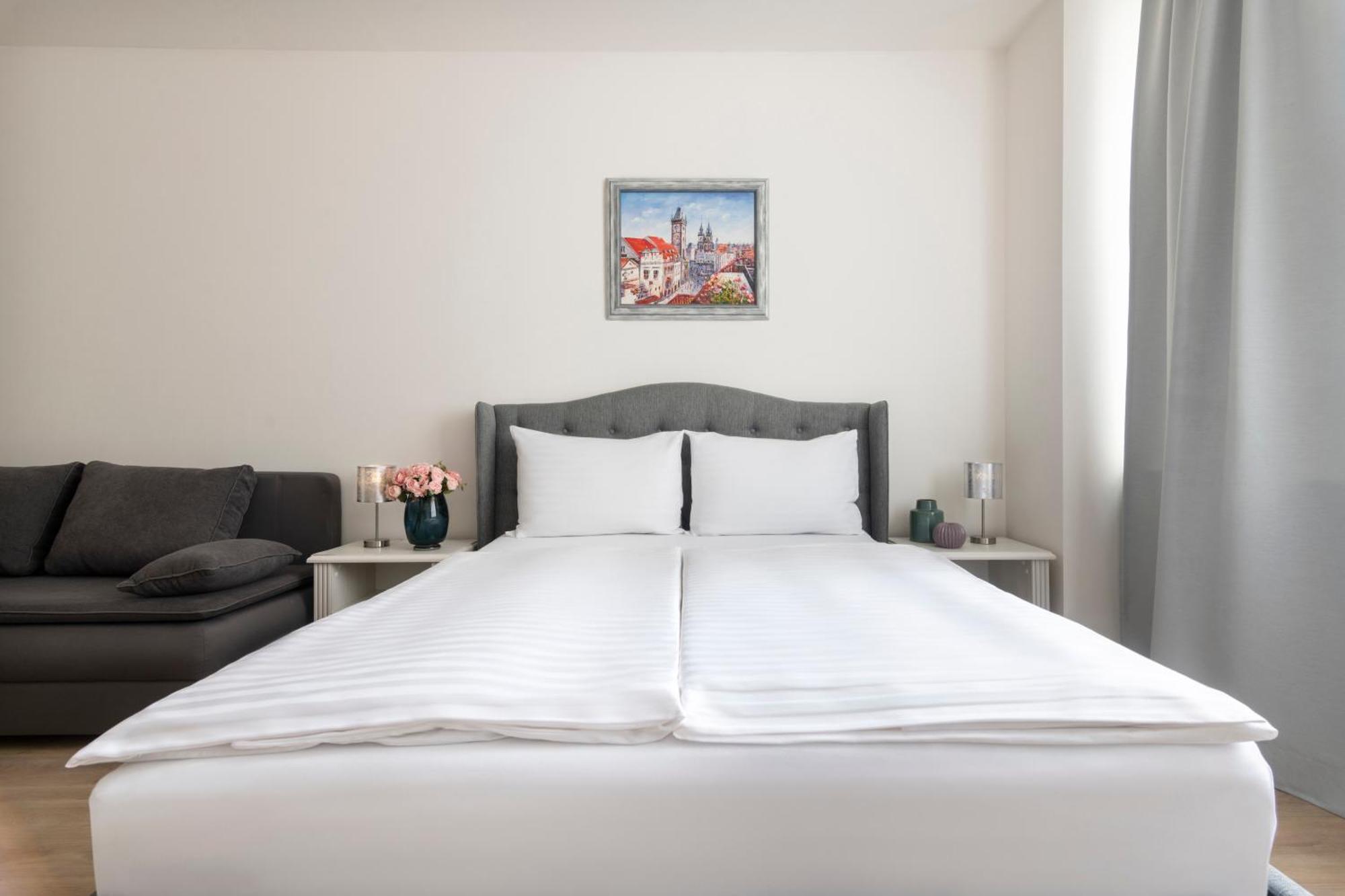Prague Serenity Suites And Apartments מראה חיצוני תמונה