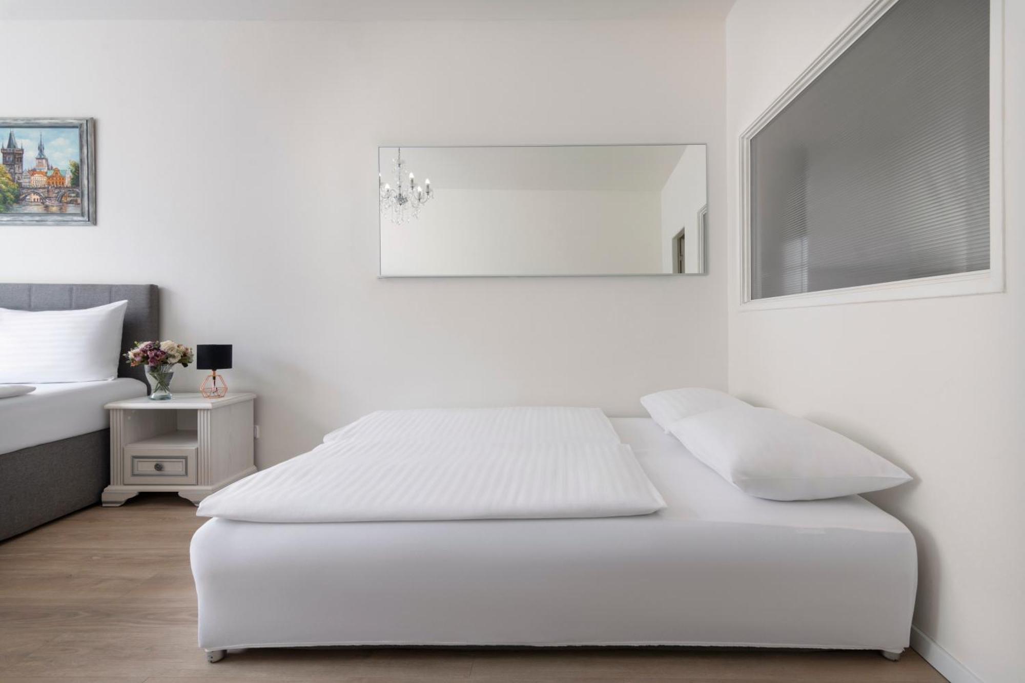 Prague Serenity Suites And Apartments מראה חיצוני תמונה